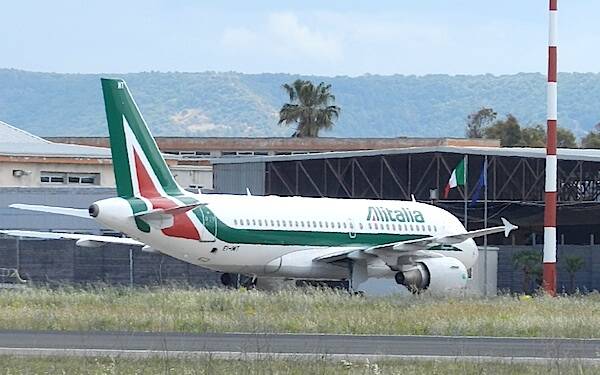 Aereo Alitalia - Alghero aeroporto