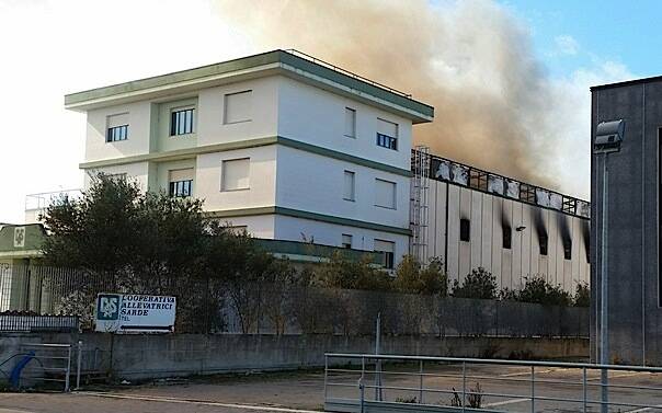 INCENDIO SANTA GIUSTA CAS