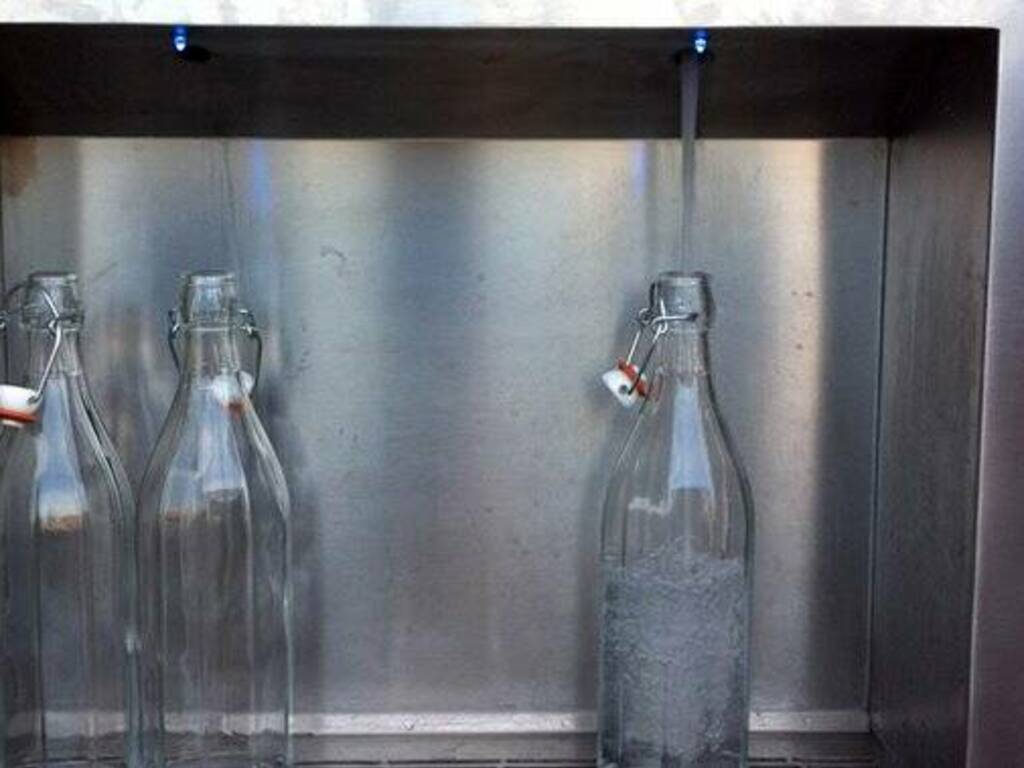 Casa acqua - bottiglie