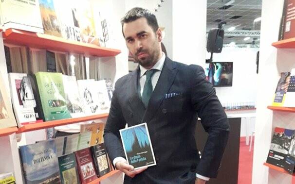 L'editore Alessandro Cocco al Salone nternazionale del libro di Torino con La danza della farfalla