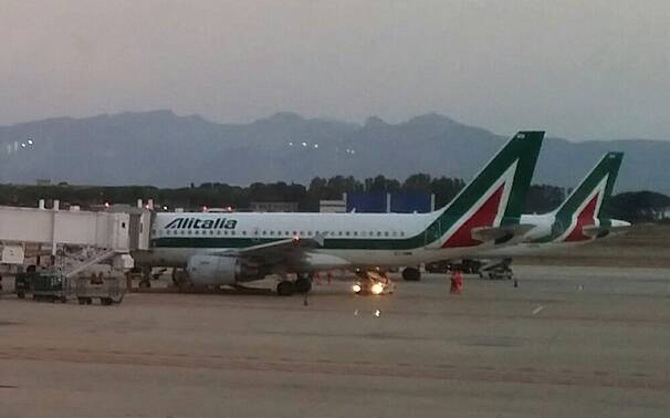 Aeroporto Cagliari Elmas Alitalia Aerei