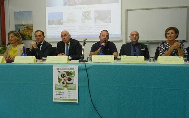 Don Deodato Meloni - presentazione nuovo corso - Tecnico agroalimentare