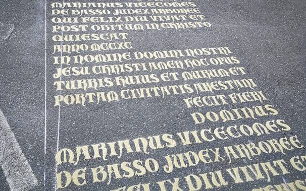 Oristano - scritte latine - via gio maria angioi
