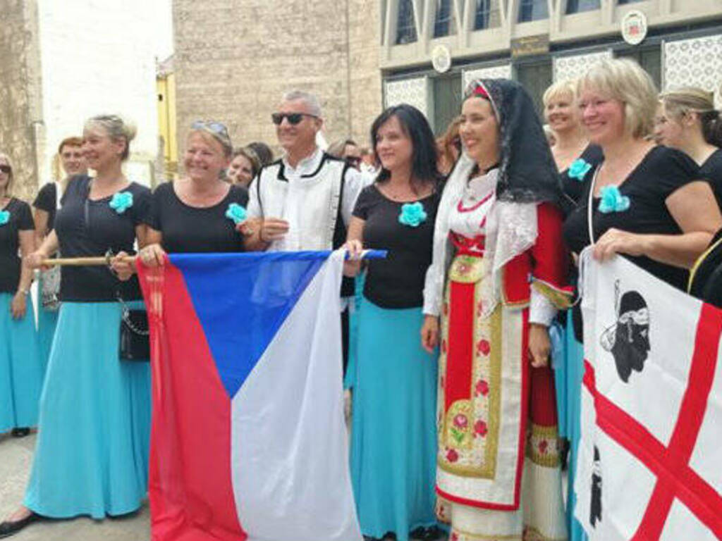 oristano - coro sa pintadera toscana music festival