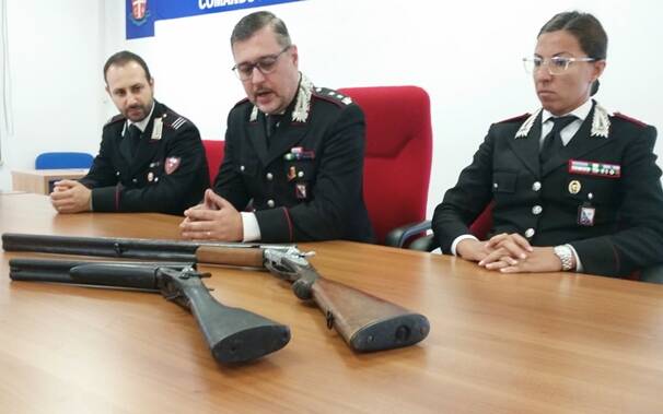 Oristano - carabinieri - conferenza - armi