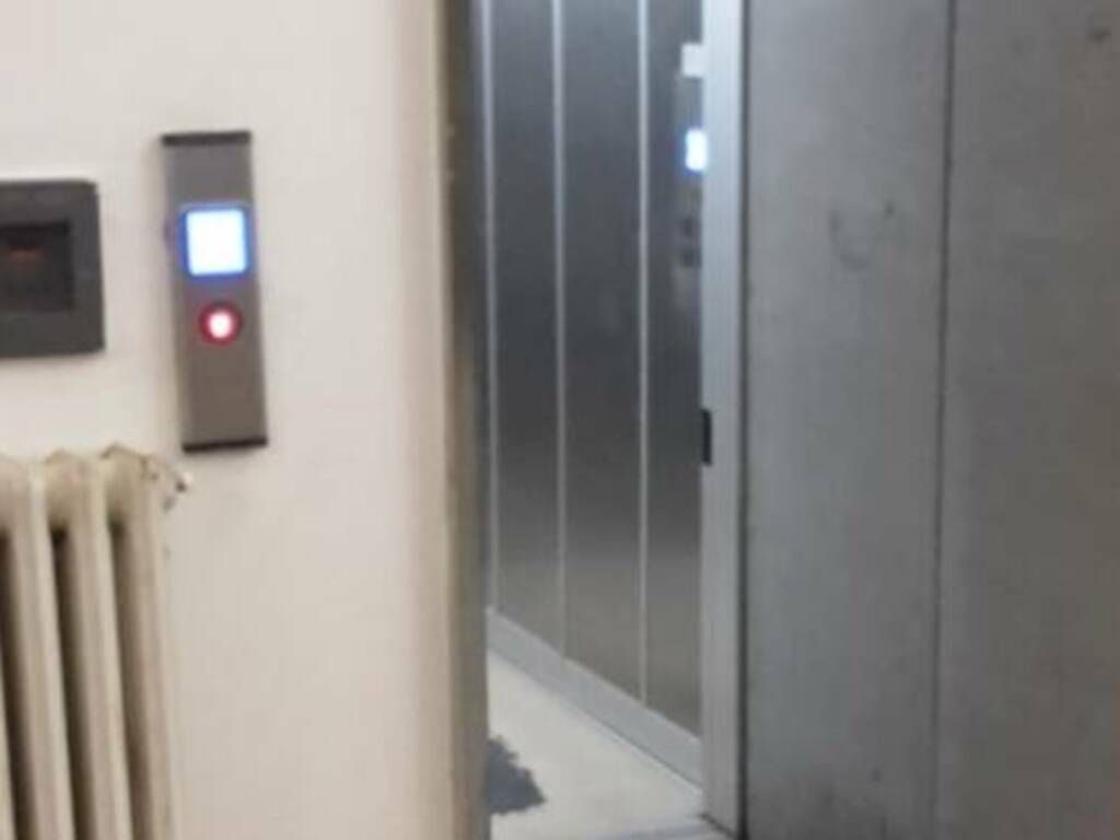 Oristano - comune - ascensore aggiustato EVIDENZA