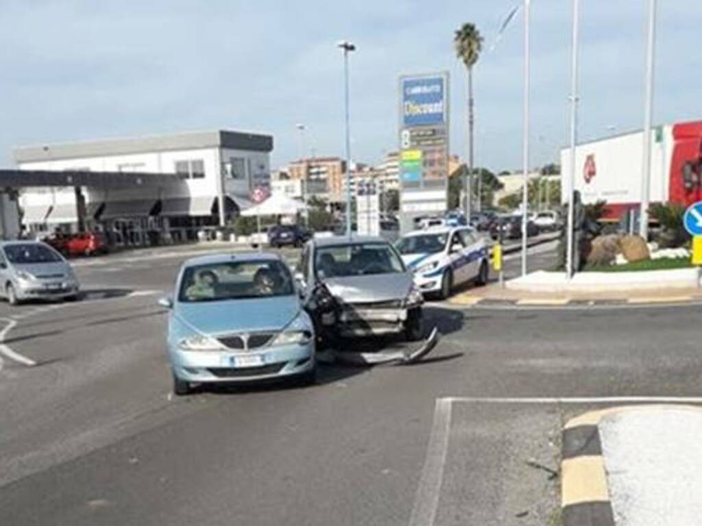 Incidente rotonda Virgola