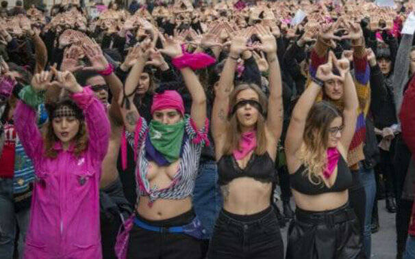 Oristano - copertina flash mob un violador en tu camino