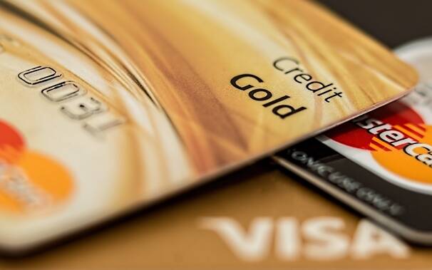 Carta di credito gold - ricchezza