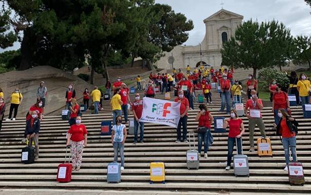 Cagliari - protesta agenzia viaggio s'istella 2