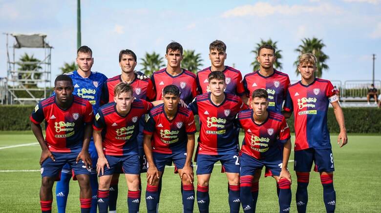 Cagliari calcio - primavera - sponsor centro cash