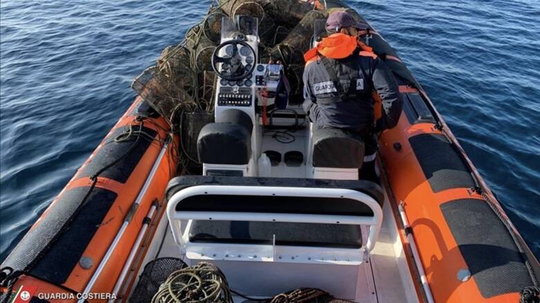 Barca - Guardia costiera - pesca