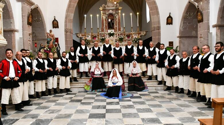 Il coro polifonico "Santa Usanna" di Busachi