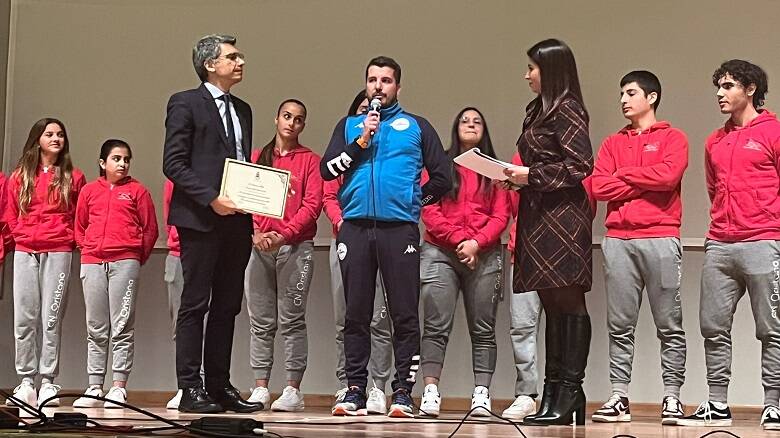 Il Comune di Cabras premia il tecnico Andrea Lilliu - Foto Ufficio Stampa Comune di Cabras