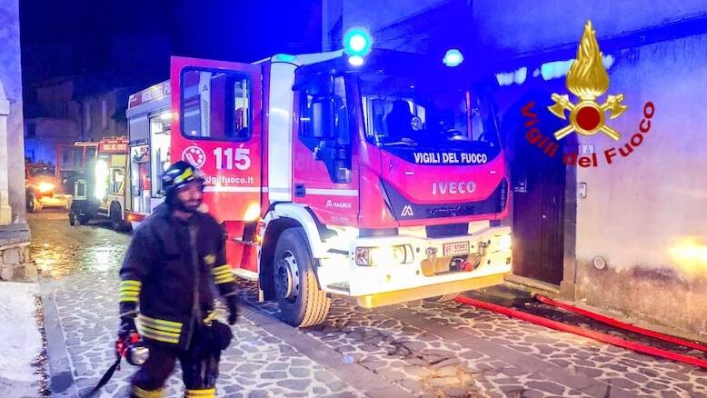 Vigili fuoco scano montiferro incendio abitazione