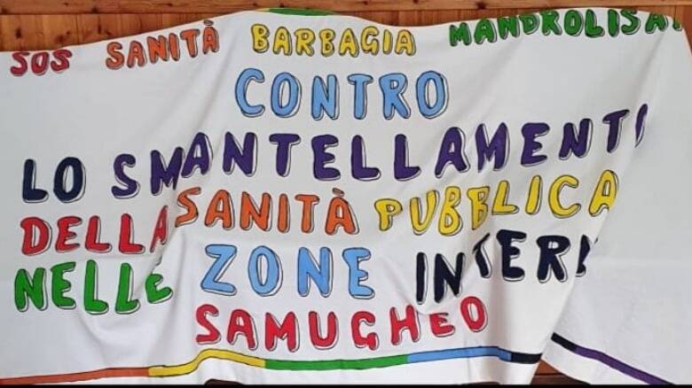 Samugheo - sanità- cartello protesta